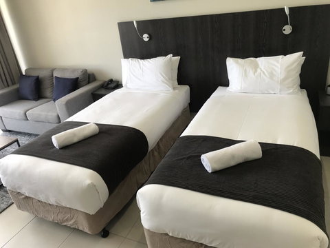Sunshine Tower Hotel - Accommodation Redcliffe 10
