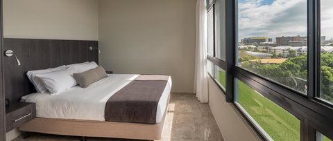 Sunshine Tower Hotel - Accommodation Redcliffe 19