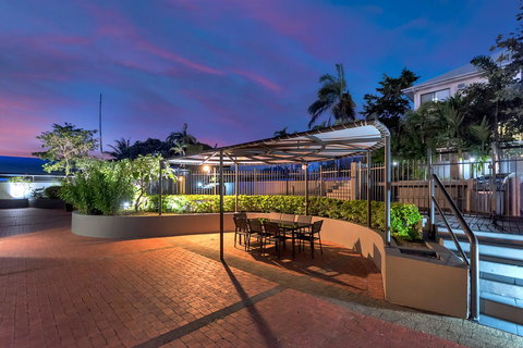 Sunshine Tower Hotel - Accommodation Redcliffe 15