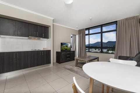 Sunshine Tower Hotel - Accommodation Redcliffe 20