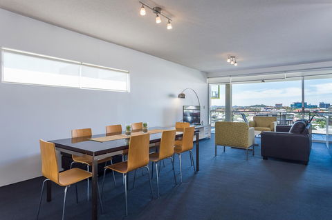 Oxygen Apartments - Accommodation Redcliffe 6