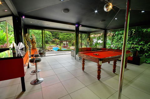 Misty Mountains Rainforest Retreat - Accommodation Redcliffe 24
