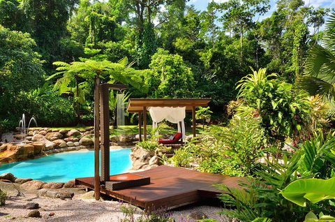 Misty Mountains Rainforest Retreat - Accommodation Redcliffe 0