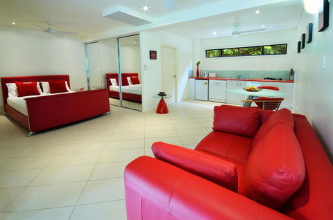 Misty Mountains Rainforest Retreat - Accommodation Redcliffe 2