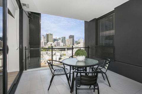 Arise Spice Apartments - Accommodation Redcliffe 26