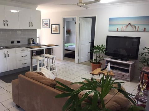 Casuarina - Accommodation Redcliffe 7
