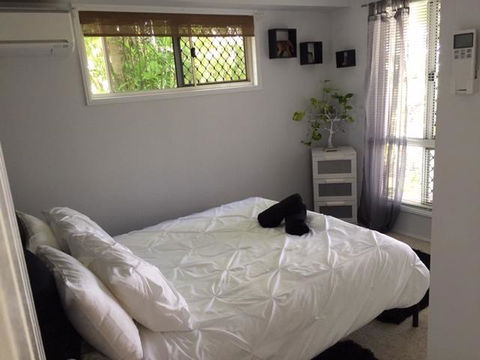 Casuarina - Accommodation Redcliffe 5