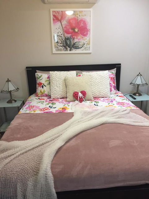 Shasta Place - Accommodation Redcliffe 1