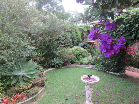 Shasta Place - Accommodation Redcliffe 4
