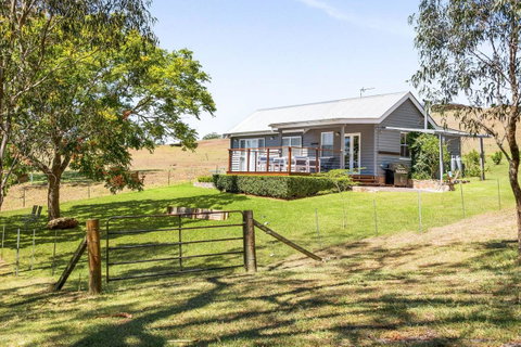 Hollow Tree Farm - Accommodation Redcliffe 21
