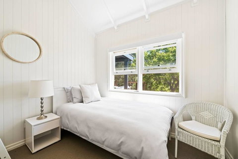 Hollow Tree Farm - Accommodation Redcliffe 4