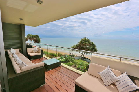 Dune On The Beach - Accommodation Redcliffe 0