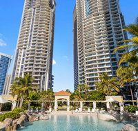 Holiday Holiday Chevron Renaissance Apartments - Accommodation Redcliffe