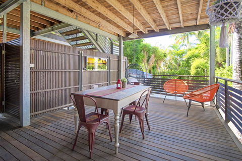 Anville Court - Accommodation Redcliffe 17