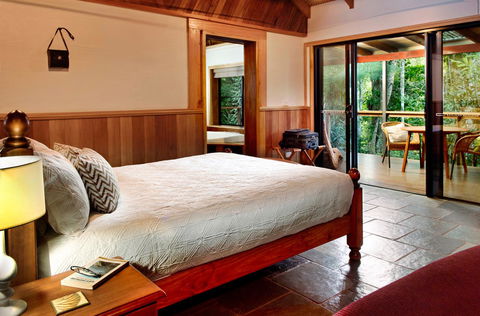 Sharlynn By The River - Accommodation Redcliffe 40