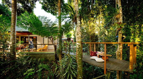 Sharlynn By The River - Accommodation Redcliffe 13