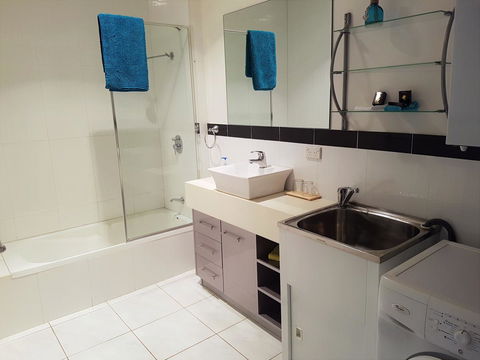 Sutton's Beach Unit - Accommodation Redcliffe 18
