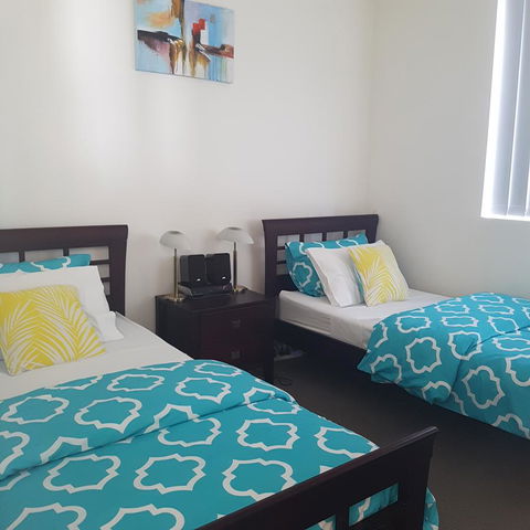 Sutton's Beach Unit - Accommodation Redcliffe 15