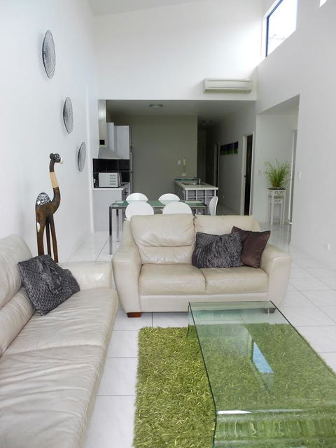Sutton's Beach Unit - Accommodation Redcliffe 6