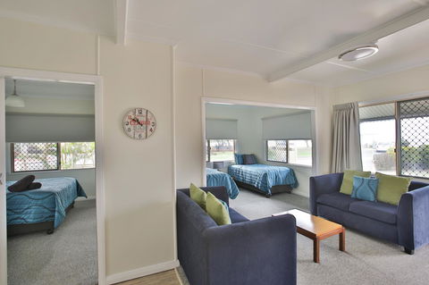 Pale Pacific Holiday Units - Accommodation Redcliffe 12