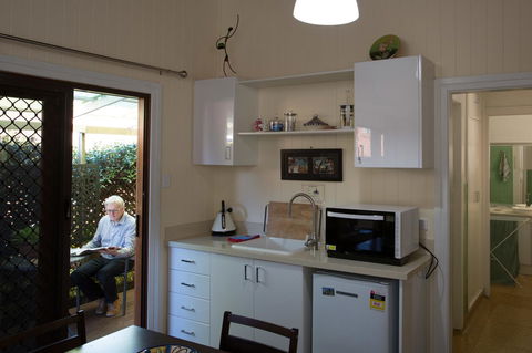 Pale Pacific Holiday Units - Accommodation Redcliffe 23