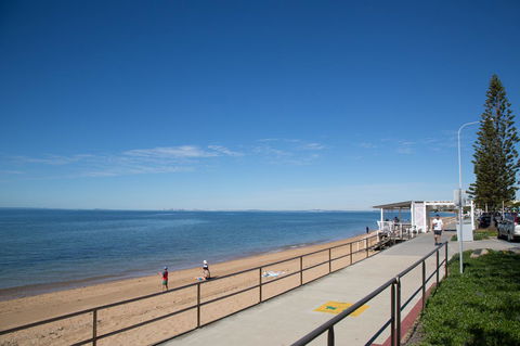 Pale Pacific Holiday Units - Accommodation Redcliffe 3