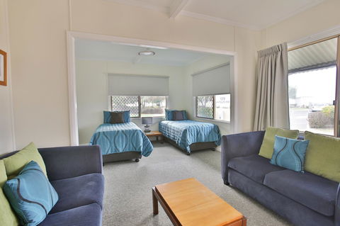 Pale Pacific Holiday Units - Accommodation Redcliffe 11