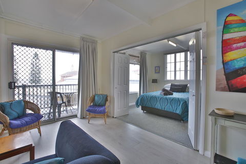 Pale Pacific Holiday Units - Accommodation Redcliffe 24