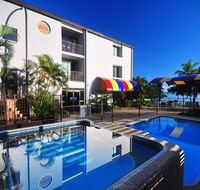Waters Edge The Strand - Accommodation Redcliffe