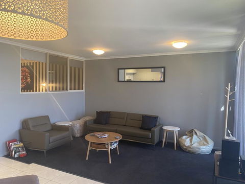 Waterside Holiday Rentals Unit 31 - Accommodation Redcliffe 3