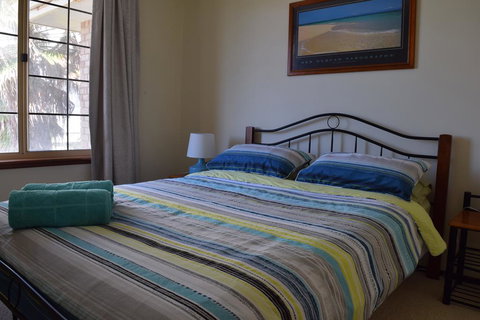 Watersun Beach House - Accommodation Redcliffe 3