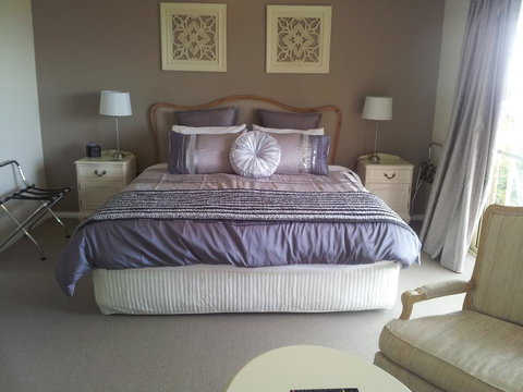 Waterview Gardens B&B - Accommodation Redcliffe 0