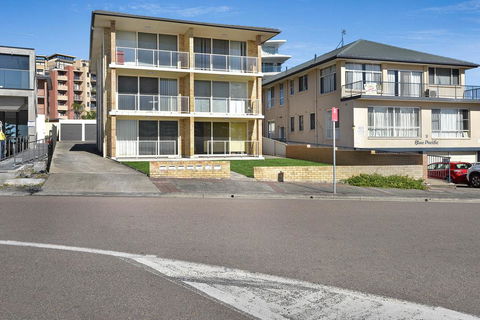 Waterviews On Marine Parade 3/32 - Accommodation Redcliffe 0
