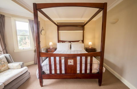 Wattle Grove Homestead Bed & Breakfast - Accommodation Redcliffe 1