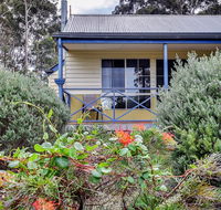Waverley House Cottages - Accommodation Redcliffe