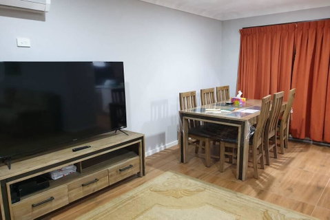 Weaver Heaven - Accommodation Redcliffe 2