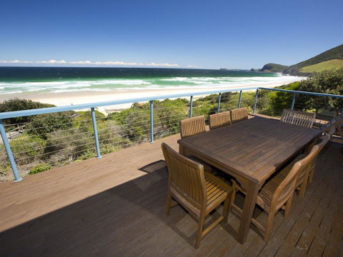 Weemilah - Accommodation Redcliffe 0