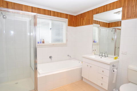 WELCOME BREAK - PET FRIENDLY - Accommodation Redcliffe 3
