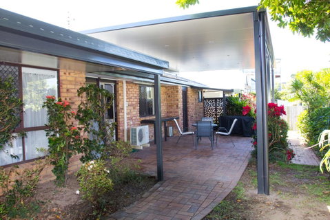Wellington Parade 1/15a, Shelly Beach, Caloundra - Accommodation Redcliffe 2