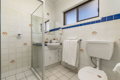 West End Motor Lodge - Accommodation Redcliffe 1