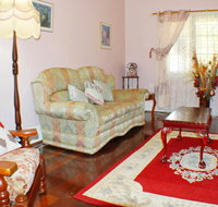 West End Retreat - Accommodation Redcliffe