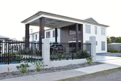Western Downs Motor Inn - Accommodation Redcliffe 0