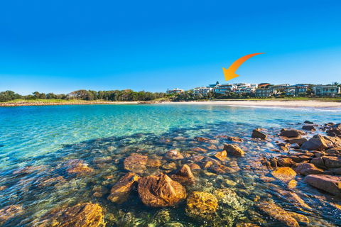 Whale View - Grand Luxurious Beachfront Home - Accommodation Redcliffe 0