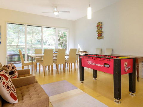 Whispering Trees - Accommodation Redcliffe 2