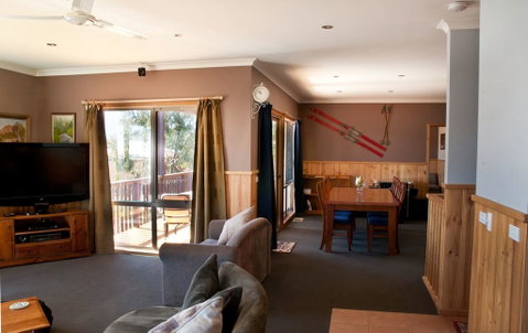 Whistler - Accommodation Redcliffe 0