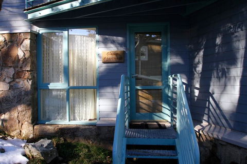 Whistler 8 Glacier - Accommodation Redcliffe 0