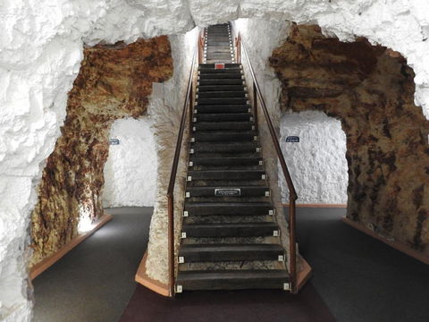 White Cliffs Underground - Accommodation Redcliffe 2