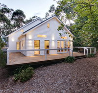 White Cottage - Accommodation Redcliffe