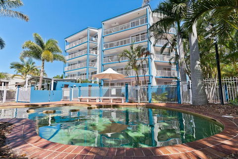 White Crest Luxury Apartments - Accommodation Redcliffe 1