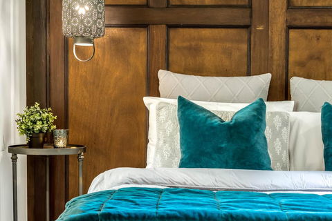 White Gates - Accommodation Redcliffe 1
